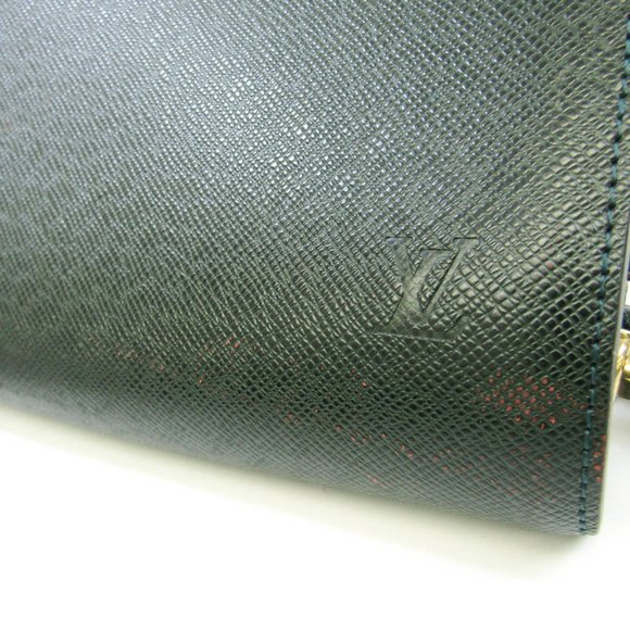 LOUIS VUITTON Taiga Baikal M3018P/M30184 Men's Clutch Bag Episea - Picture 4 of 10